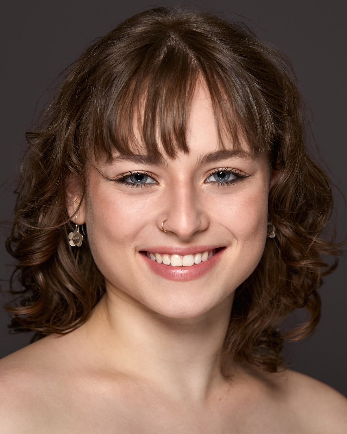 Dani Berman performing